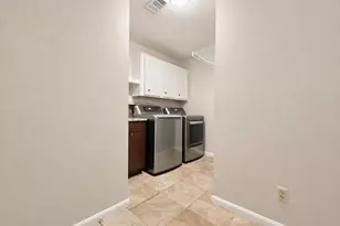 1747 Burning Tree Rd, Houston, TX 77339 - Photo 20