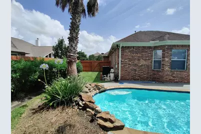 13401 Indigo Sands Drive, Pearland, TX 77584 - Photo 2