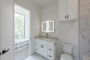 3607 Dumbarton St, Houston, TX 77025 - Photo 22