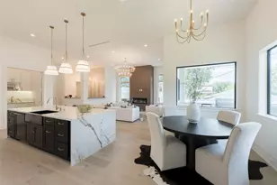 3607 Dumbarton St, Houston, TX 77025 - Photo 10