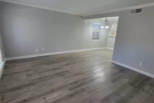 5210 Arboles Dr, Houston, TX 77035 - Photo 4