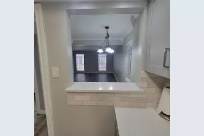 5210 Arboles Drive #B1, Houston, TX 77035 - Photo 10