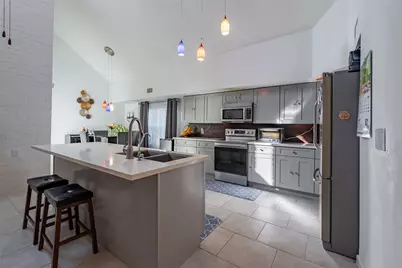 2111 Gray Falls Drive, Houston, TX 77077 - Photo 10