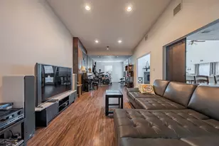 2111 Gray Falls Dr, Houston, TX 77077 - Photo 8