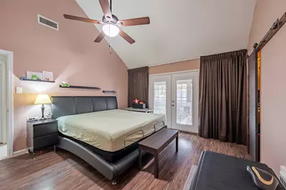 2111 Gray Falls Drive, Houston, TX 77077 - Photo 16