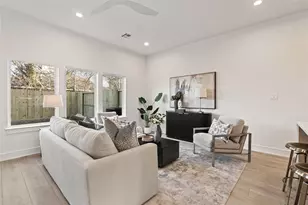 8019 Grandview St, Houston, TX 77051 - Photo 12