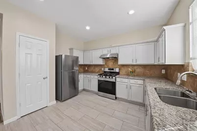 8118 Barnes Ridge Lane, Houston, TX 77072 - Photo 4