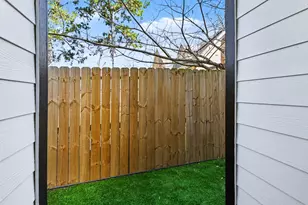 825 Woodcrest Dr, Houston, TX 77018 - Photo 26