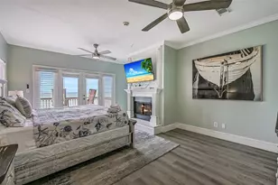 3719 Sabrina, Galveston, TX 77554 - Photo 32