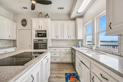 3719 Sabrina, Galveston, TX 77554 - Photo 20