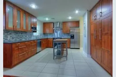 5711 Capello Drive, Houston, TX 77035 - Photo 14