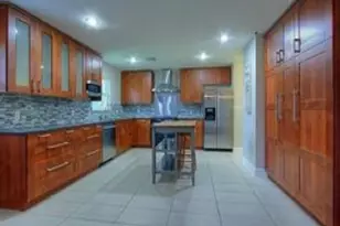 5711 Capello Dr, Houston, TX 77035 - Photo 14