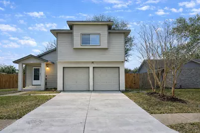 1111 W Brompton Drive, Pearland, TX 77584 - Photo 1