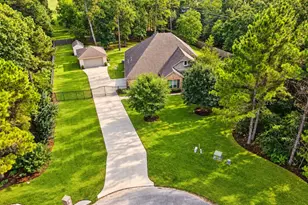 8996 Windjammer Ln, Montgomery, TX 77316 - Photo 1