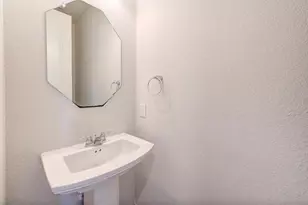 1517 Canter Bayou Way, Houston, TX 77043 - Photo 22