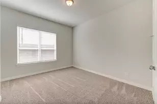 1517 Canter Bayou Way, Houston, TX 77043 - Photo 10