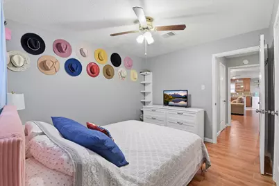 7322 Tall Pines Drive, Houston, TX 77088 - Photo 32