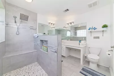 18506 E De Vaca, Galveston, TX 77554 - Photo 26