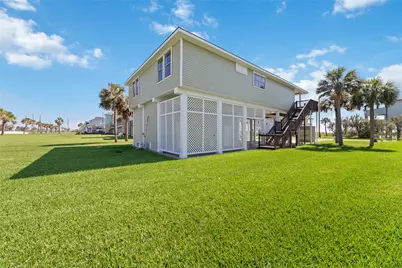 18506 E De Vaca, Galveston, TX 77554 - Photo 38