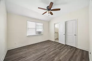 6529 Rolla St, Houston, TX 77055 - Photo 18