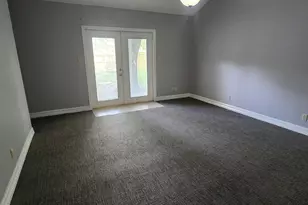 401 E Dumble St, Alvin, TX 77511 - Photo 16