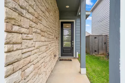 613 Royal Arch Dr Drive, Conroe, TX 77304 - Photo 2