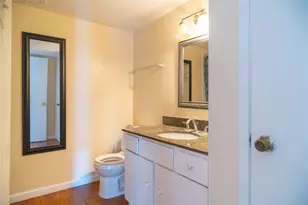 6200 Ranchester Dr, Houston, TX 77036 - Photo 18