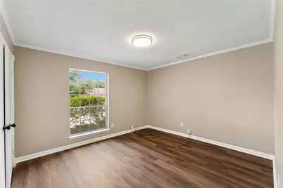 8015 Burning Hills Drive, Houston, TX 77071 - Photo 6