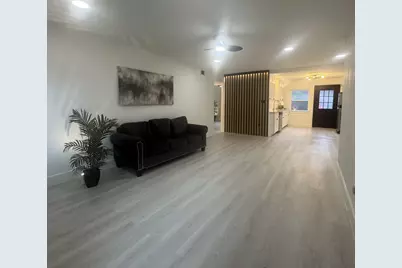 11643 Chimney Rock Road #6, Houston, TX 77035 - Photo 2