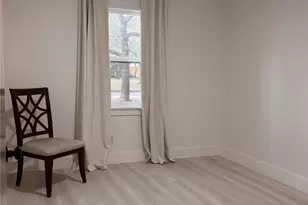 11643 Chimney Rock Rd, Houston, TX 77035 - Photo 12