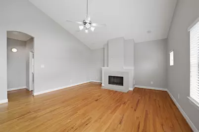 3736 Main Plaza Dr Drive, Houston, TX 77025 - Photo 10