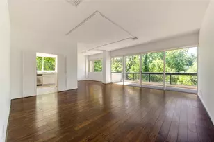49 Briar Hollow Ln, Houston, TX 77027 - Photo 4