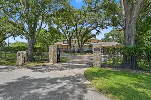 16218 Barklea Rd, Cypress, TX 77429 - Photo 2