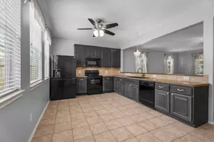2131 Kemah Village Dr, Kemah, TX 77565 - Photo 14