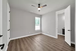 2172 Greentree Dr Dr, Huntsville, TX 77340 - Photo 14