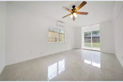 10042 Briar Forest Drive, Houston, TX 77042 - Photo 48