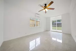 10042 Briar Forest Dr, Houston, TX 77042 - Photo 48