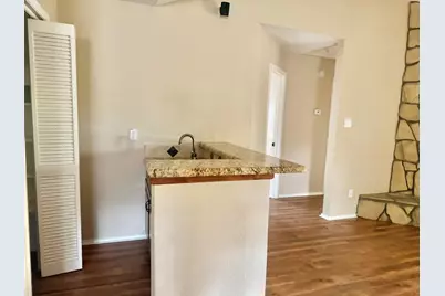 10107 Hollow Canyon Drive, Sugar Land, TX 77498 - Photo 12