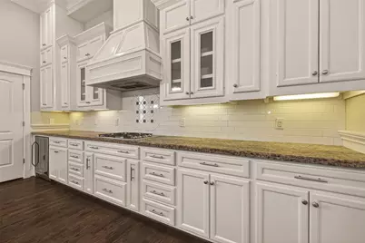 1431 W 25th Street, Houston, TX 77008 - Photo 16