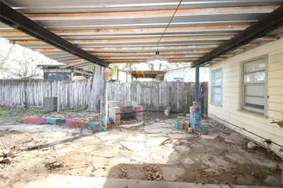 1300 Jefferson Street, Baytown, TX 77520 - Photo 18