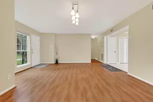 9409 Bassoon Dr, Houston, TX 77025 - Photo 8