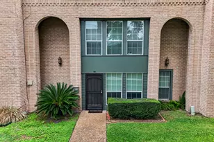 9409 Bassoon Dr, Houston, TX 77025 - Photo 2