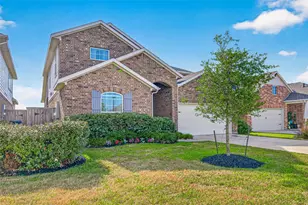 3411 Brushy Meadow Dr, Angleton, TX 77515 - Photo 2