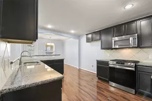 11711 Red Hummingbird Dr, Houston, TX 77047 - Photo 12
