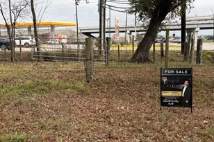 509 Krenek Rd, Crosby, TX 77532 - Photo 1