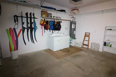 17 Regency Point, Conroe, TX 77356 - Photo 34