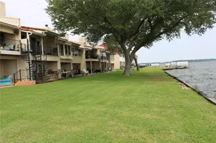 17 Regency Point, Conroe, TX 77356 - Photo 32