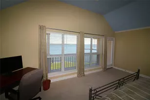 17 Regency Point, Conroe, TX 77356 - Photo 16