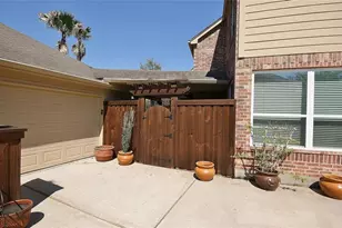 2905 Autumn Creek Dr, Friendswood, TX 77546 - Photo 18
