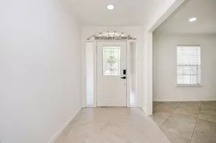 11615 Trailmont Dr, Houston, TX 77077 - Photo 8